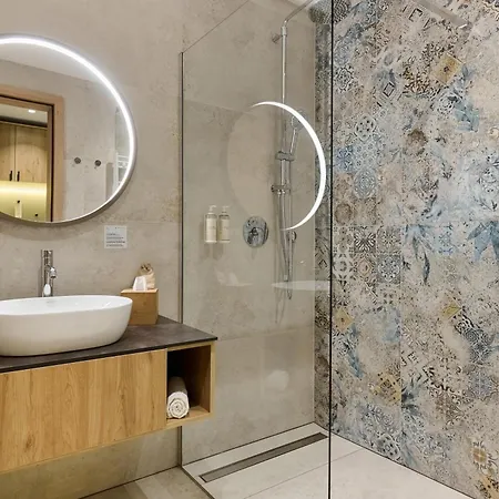 Hotel Wada - Rimski Vrelec Kotlje
